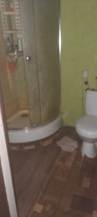 Дача, будинок з санвузлом