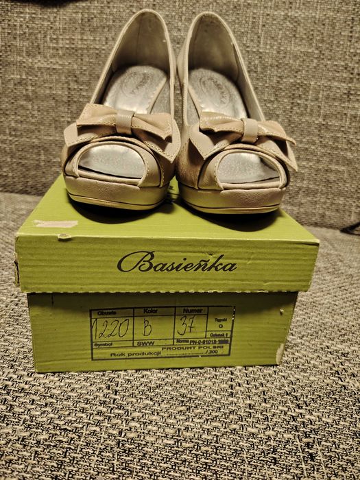 Sprzedam  buty szpilki
