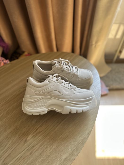 Кросівки,кросовки ,ботінки,кеди Zara