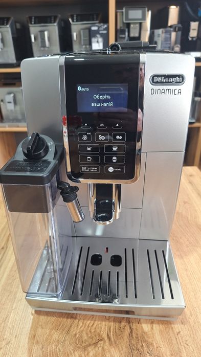 Кавомашина Delonghi Dinamica