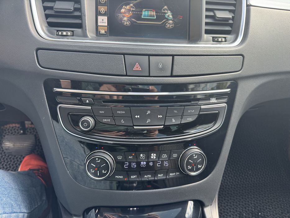 Peugeot 508 гібрид