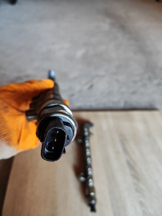 Топлівна рампа Мазда сх 5 2.2 дизель