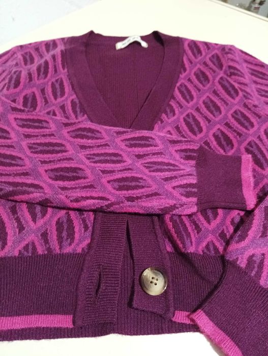 Casaco de malha com decote em V