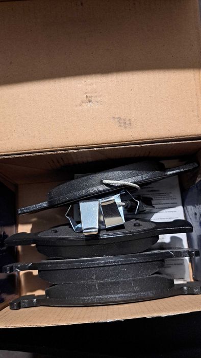 Calços Travão NOVOS - Fiat Punto II, Alfa Romeu 145/146 e Lancia Delta