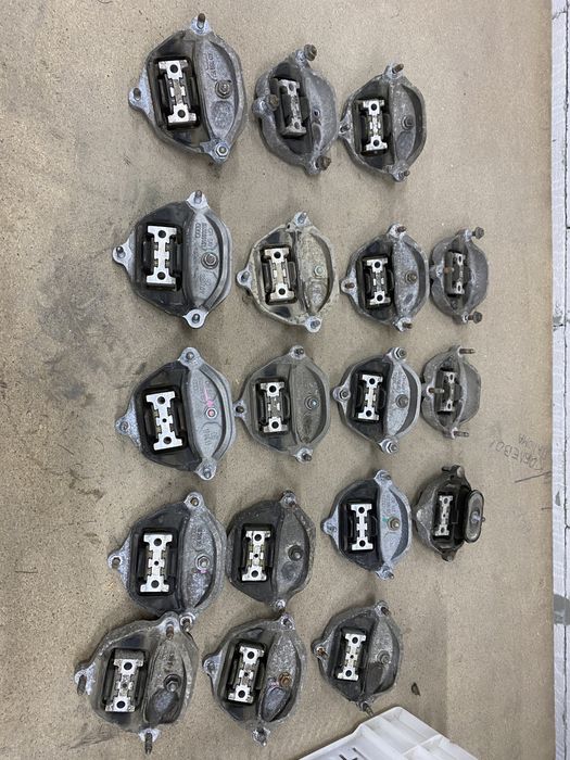 Подушка коробки передач КПП Audi A4 B8 \  A5 \  Q5 \ A6 C7