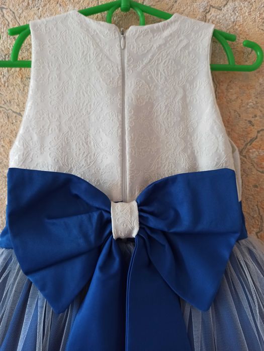 Продам дитяче плаття.