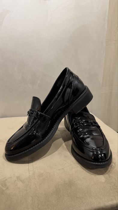 Лофери лакові 40 р