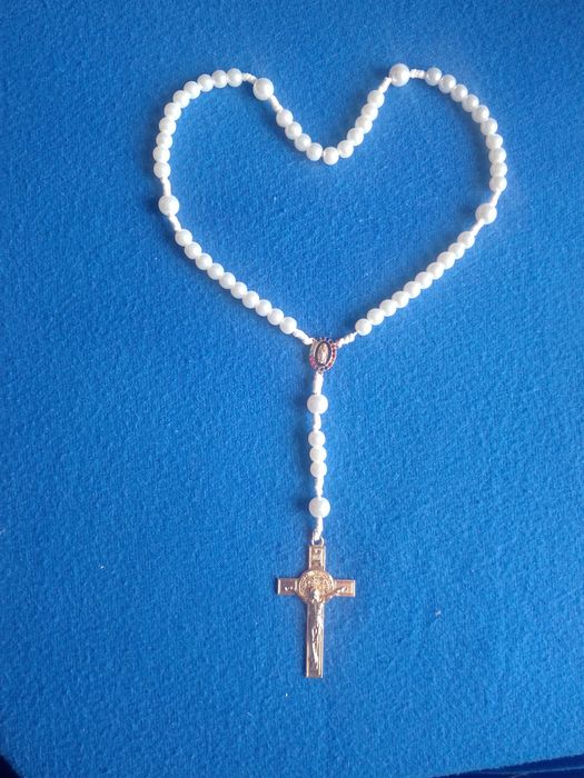 Подарунок вервичка ,розарій,ручна робота