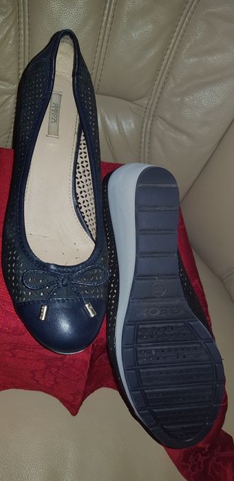 Buty na koturnie GEOX