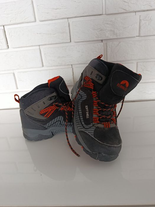 Prawie nowe buty elbrus wodoodporne roz 33