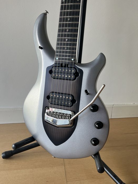 Ernie Ball MusicMan Majesty 7 Silver Lining (2014)