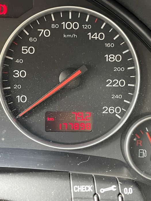 Audi A4 (B6) 1.8T 20V 150cv | 178.000 km | Nacional