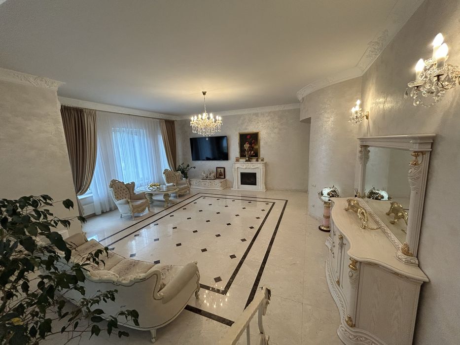 Без % Продаж елітного будинку  Лісники  з власним басейном і банею