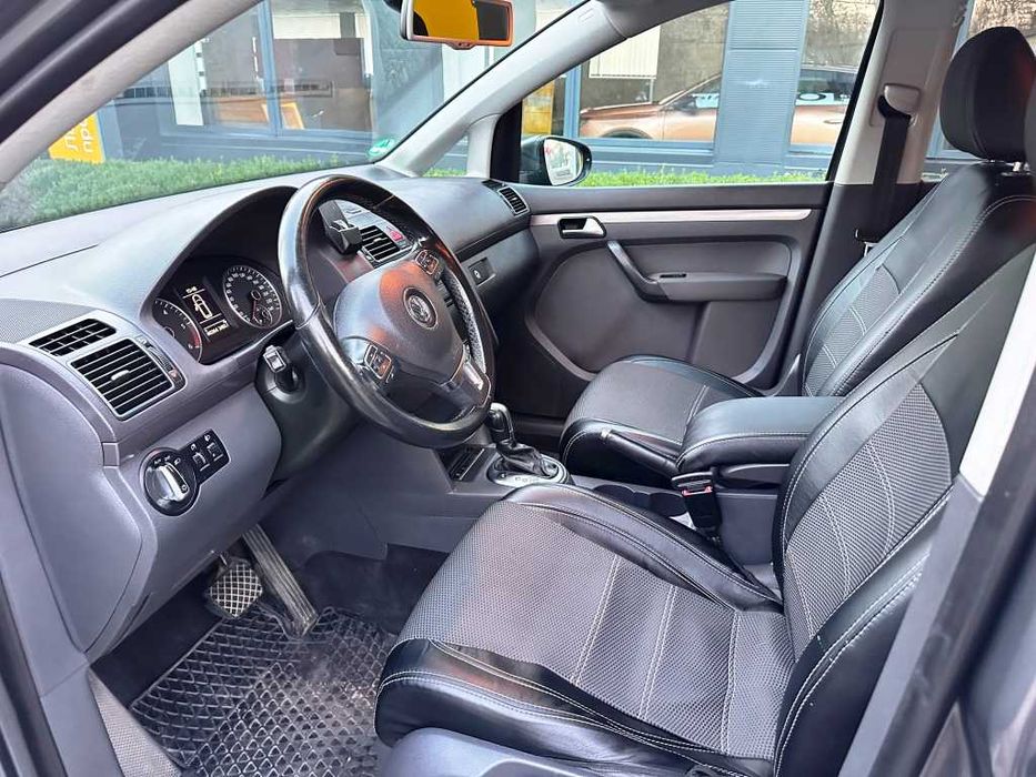 VW Touran TDi на автомате