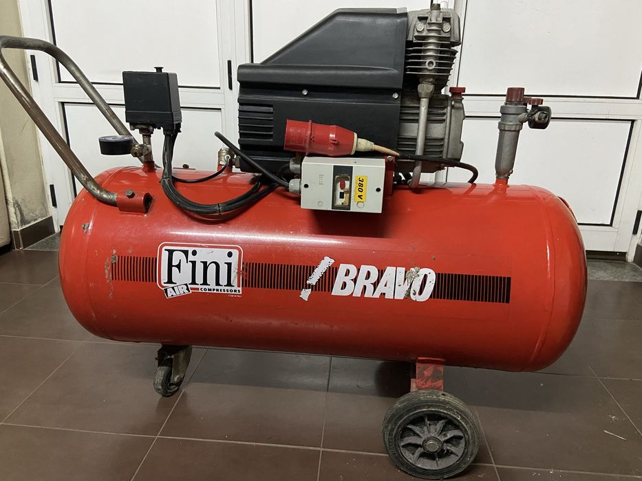 Compressor FINI Trifásico 100L