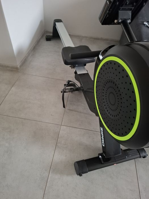 Wioślarz Zipro Dash