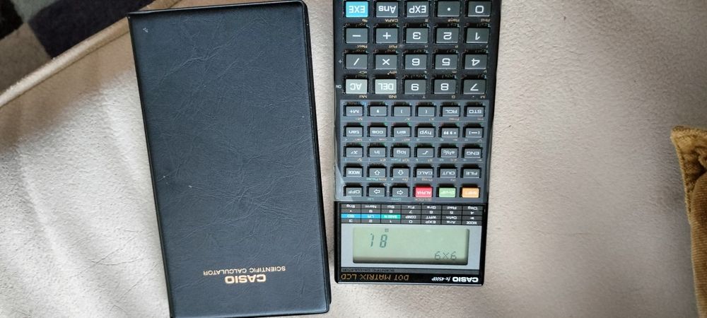 Calculadora científica Casio FX-4500P