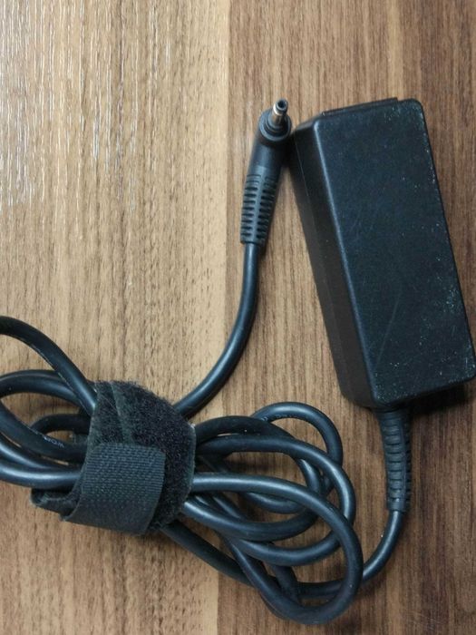 Зарядное для ноутбука блок питания HP 19.5V 2.05A 40W (4mm)