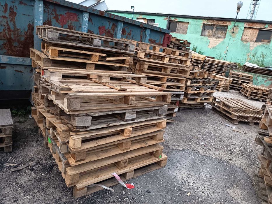 Drewno palety na opal