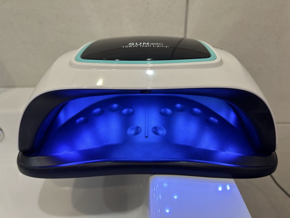 Лампа LED ультрафіолетова для манікюру