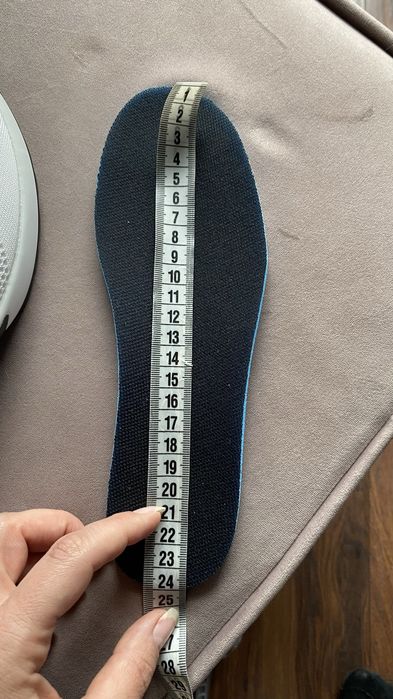 Białe sportowe buty sneakersy lekkie wygodne