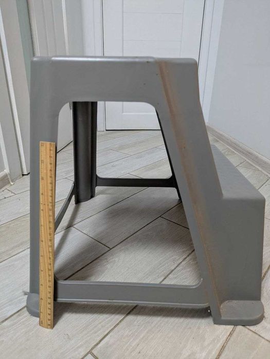 Табурет-лестница на 2 ступени