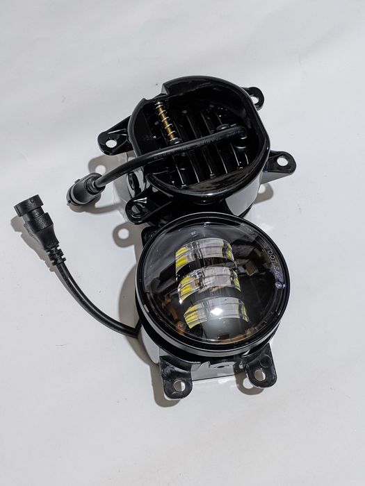 Противотуманки LED туманки Renault Nissan Subaru Ford Mitsubishi Honda