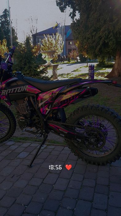 Продам мотоцикл, Rottor f1 300