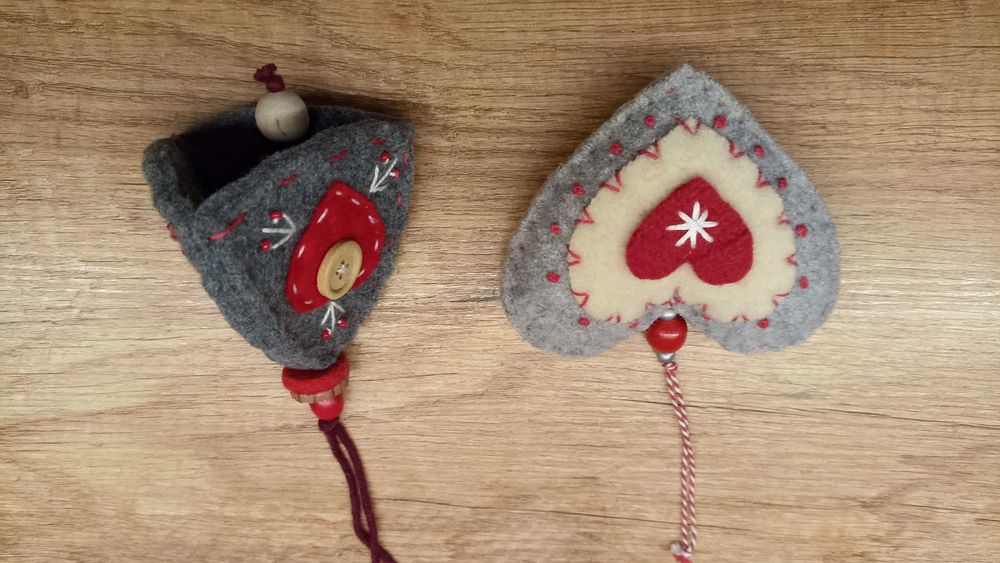 Komplet, dzwonek, serce, filc, haft, rękodzieło