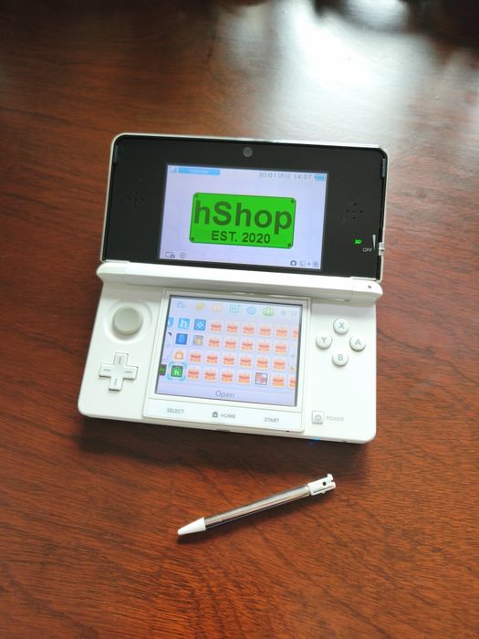 Nintendo 3DS Branca com 32GB e Homebrew