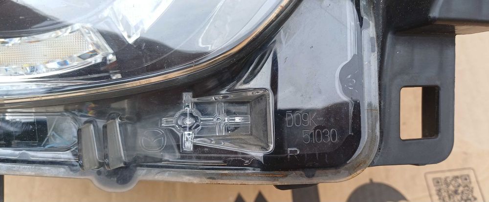 Lampa reflektor mazda 2 full led prawa europa idealna