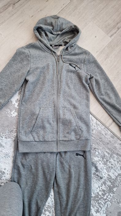 Спортивний Костюм  Puma.Колір сірий ,розмір с-м .Стан нового.