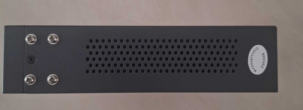 Switch TP-Link TL-SF1024D – 24 porty