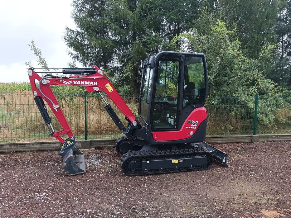 Wynajem minikoparki bez operatorem i z operatorem oraz zagęszczarki