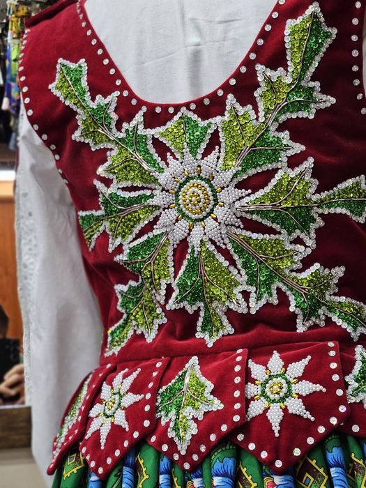 Nowy gorset góralski dziewięciornik! Czerwony aksamit bogato haftowany