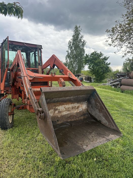 Продам    Трактор