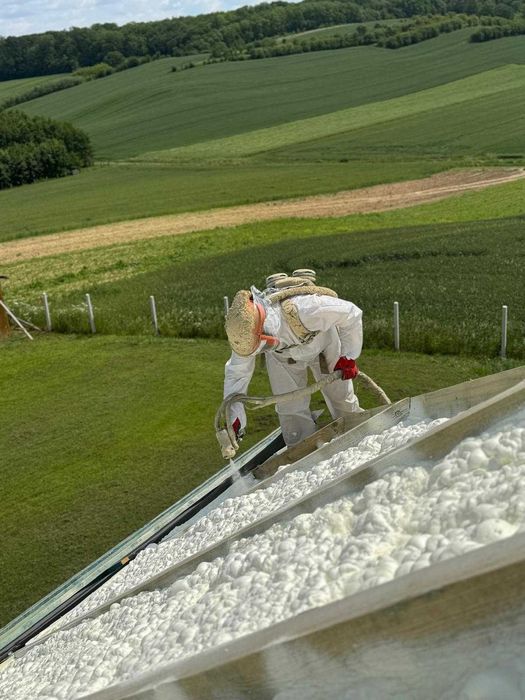 Piana PUR, Ocieplenie pianą PUR,  Docieplenie Pianką PUR