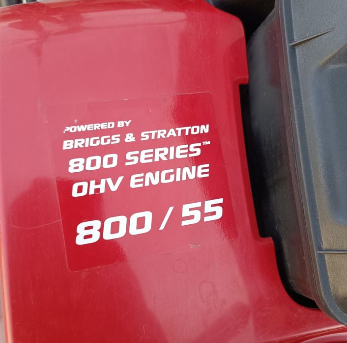 Odśnieżarka Canadiana silnik spalinowy rozruch elektryczny.Polecam
