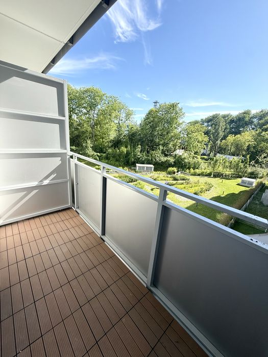 Rezerwacja Słoneczna kawalerka z balkonem i osobną kuchnia z oknem - Widok 3