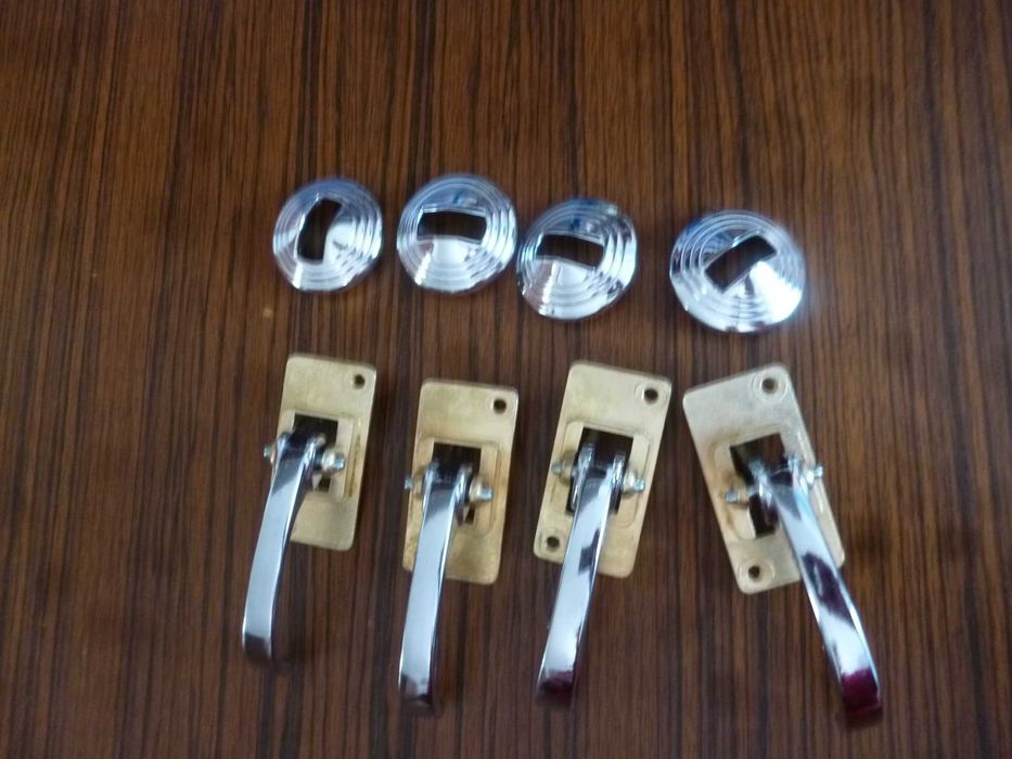 Fiat 125p 126p ,fso, polonez syrena klamka wew +rozeta metal