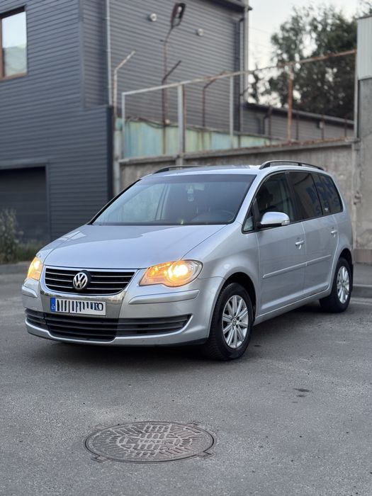 Продам Volkswagen Touran 1.9 tdi рестайлинг