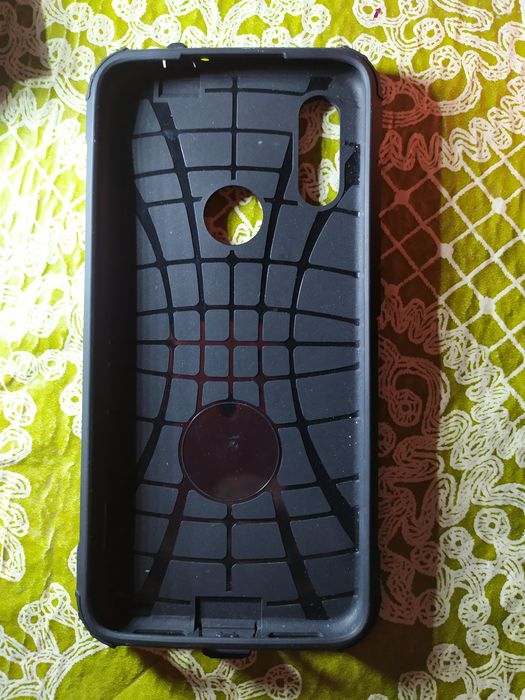 Продам чехол на Xiaomi note 7