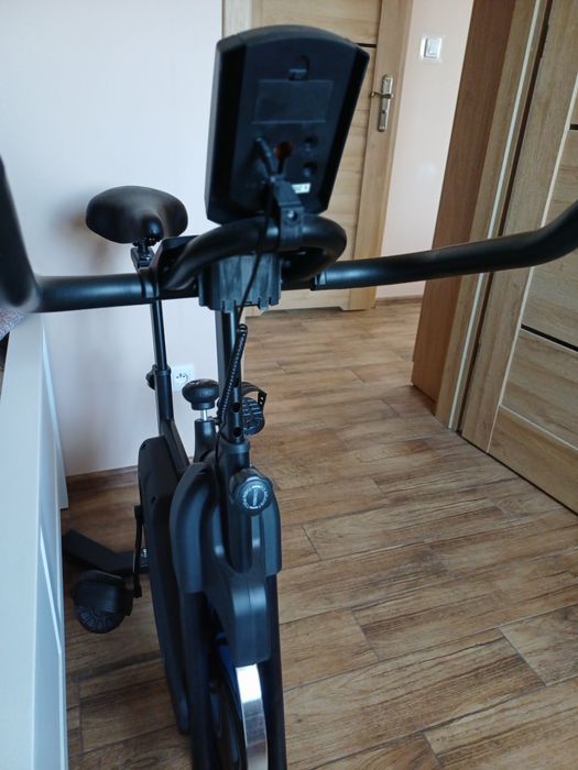 Rower stacjonarny treningowy magnetyczny.