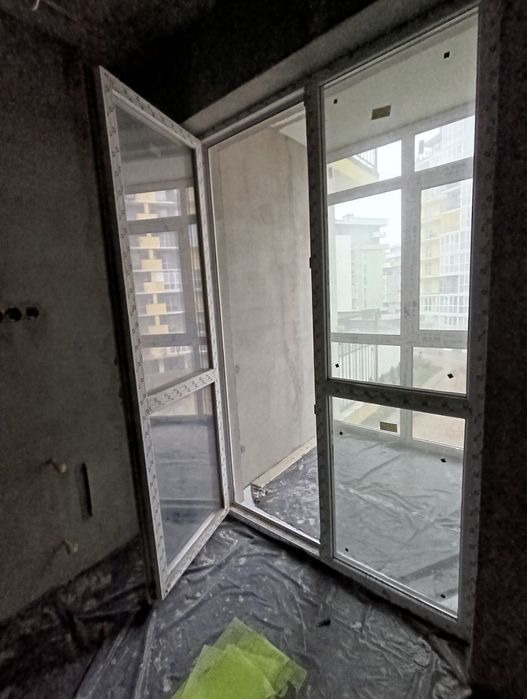Продам вікно з дверима балконний блок 230*150