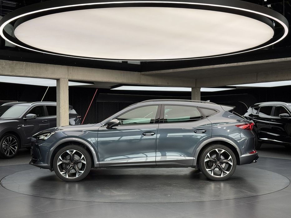 Cupra Formentor 4Drive VZ / DCC / ACC / Hak / Kamera / CarPlay / Android / Ambiente
