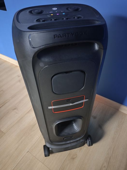 JBL Partybox 720 i 320