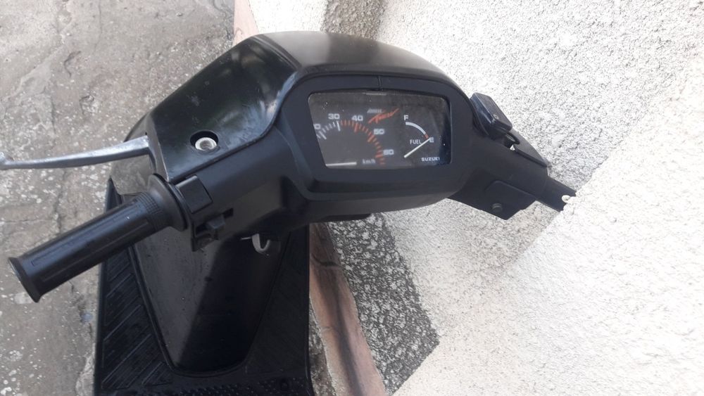 Продам мопед Сузуки Адрес 100куб.