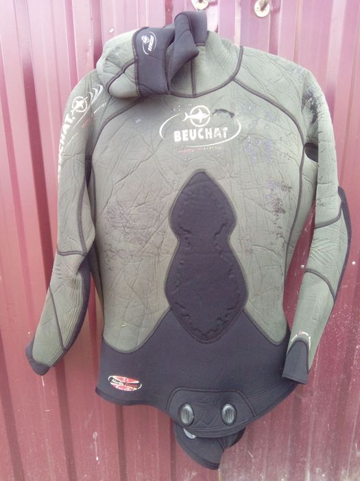 Гідрокостюм   гидрокостюм   водолазний костюм.  XXL.  Роз. 6 .ТОВ.0,5см