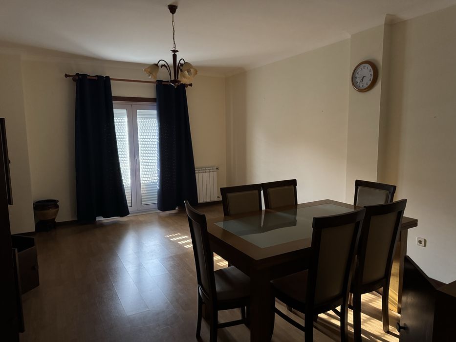 Apartamento T2 118 mqd.