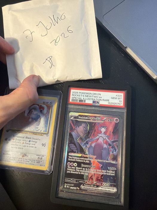 Pokemon Rokets Mewtwo PSA 10